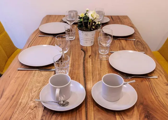 Elegante Wohnoase Am Kanal