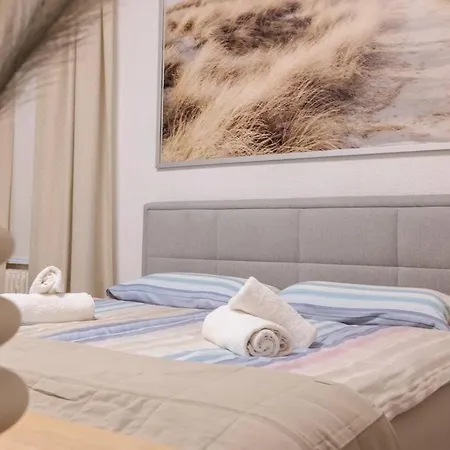 Elegante Wohnoase Am Kanal アパート