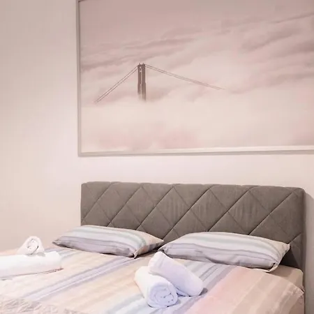 Elegante Wohnoase Am Kanal *