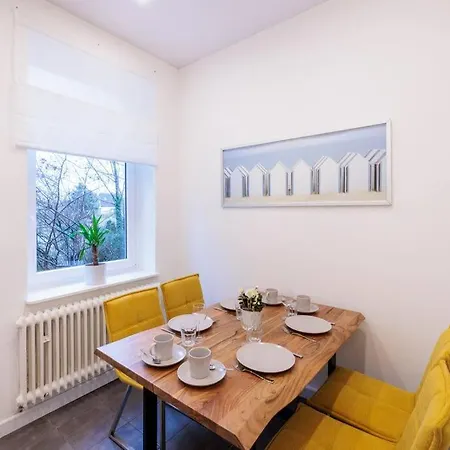 アパート Elegante Wohnoase Am Kanal ハノーファー