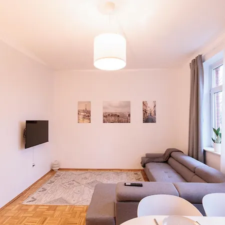 Elegante Wohnoase Am Kanal アパート