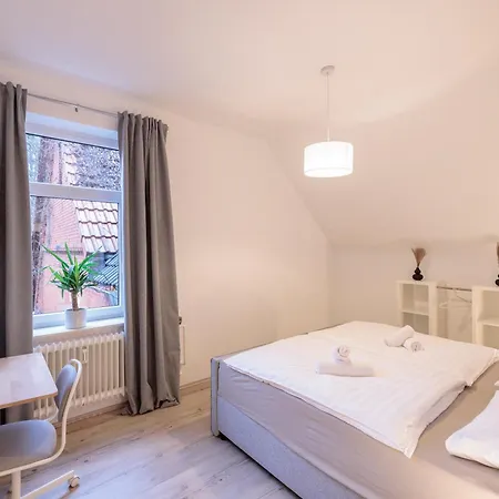 アパート Elegante Wohnoase Am Kanal ハノーファー