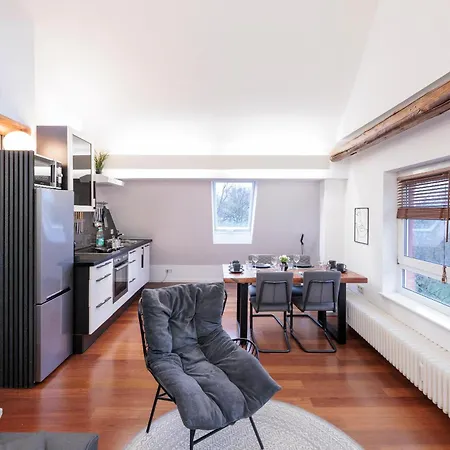 Elegante Wohnoase Am Kanal アパート