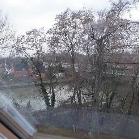 アパート Elegante Wohnoase Am Kanal *